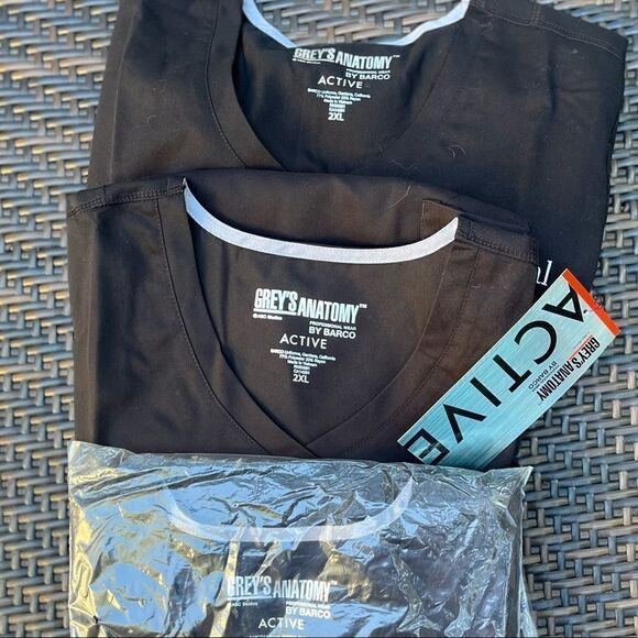 BARCO GREYS ANATOMY CORA V-NECK MEDICAL SCRUB TOP 4 POCKETS TULIP SLEEVE 2XL NWT - Picture 7 of 9